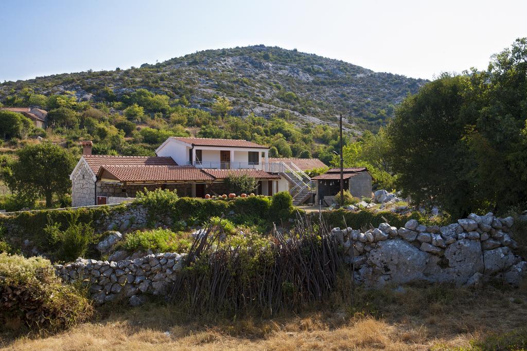 Agrotourism Matusko Hostal Neum Exterior foto